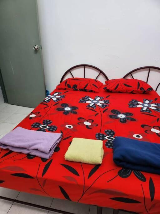 Villa D'Haja 61 Klia Sepang With 3 Airconds & Wifi Banting  Esterno foto